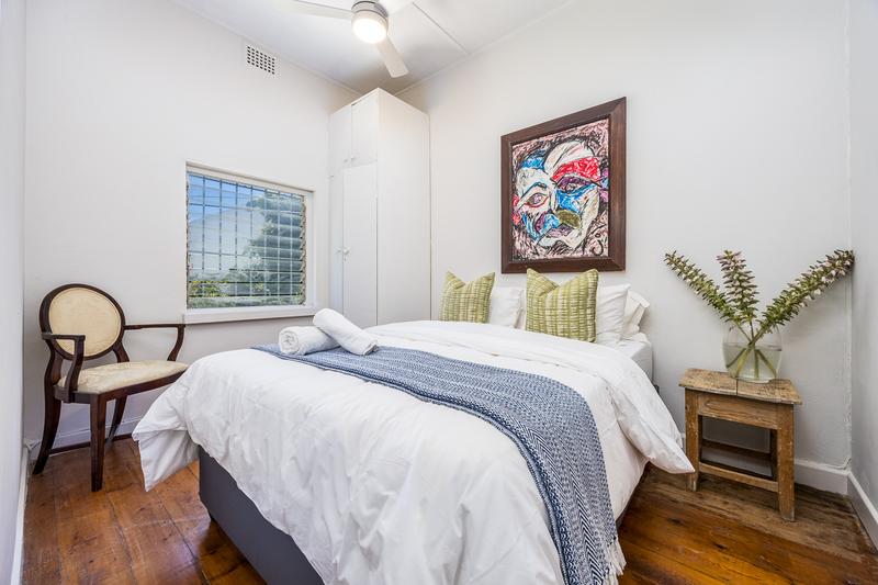 To Let 3 Bedroom Property for Rent in Green Point Western Cape